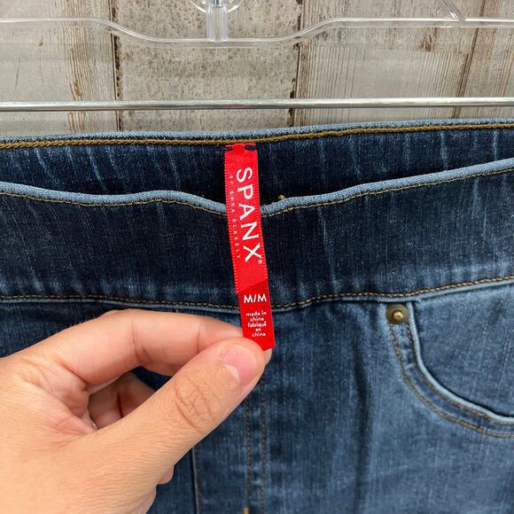 Spanx Distressed Denim High Rise Elastic Waist Jeggings Skinny Jeans Medium - Picture 3 of 8